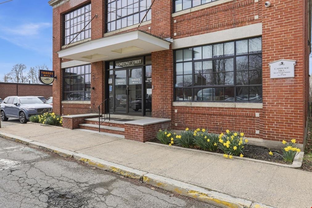 Sun-drenched 1,521sf Space for Lease in Amesbury, MA