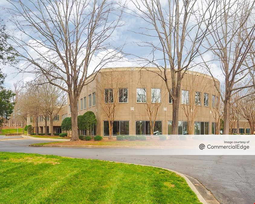 8510-8514 McAlpine Park Drive