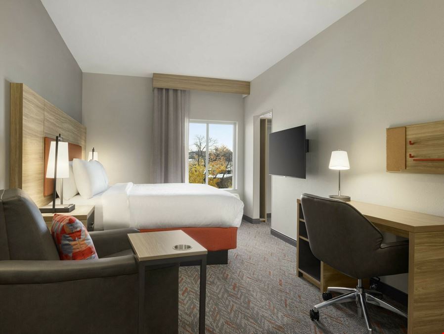 Candlewood Suites & avid Dual-Brand Development