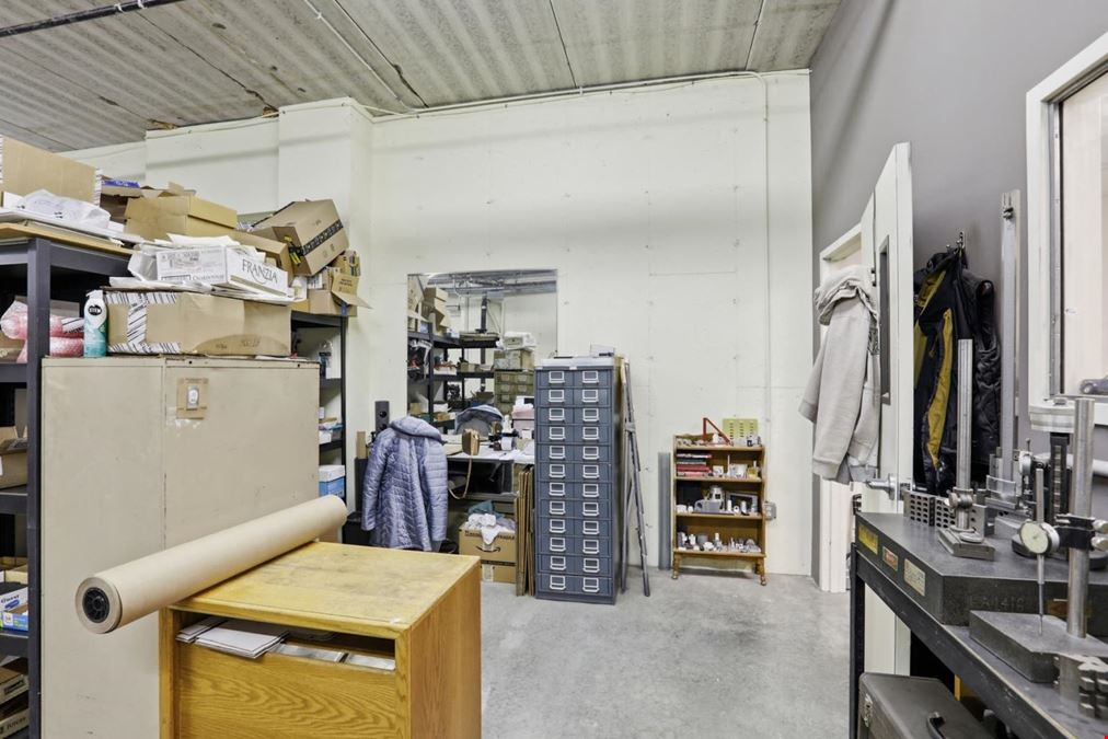 1,500sf Industrial Space for Lease at Rowley Business Park