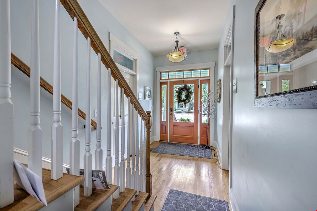 Commercial Gem in the Heart of Historic Summerville