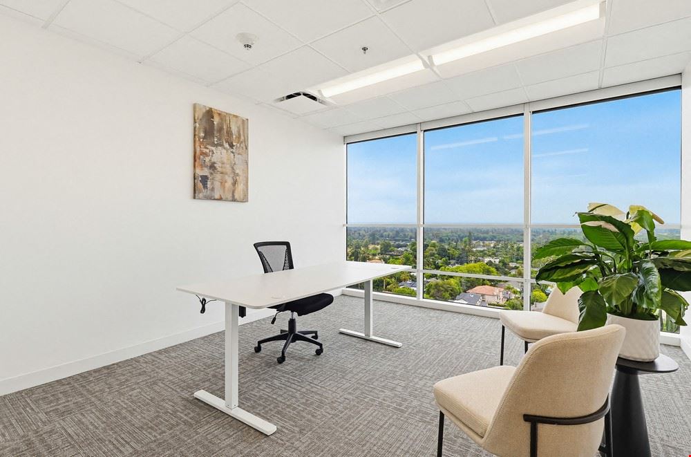 Encino Financial Center | Penthouse B