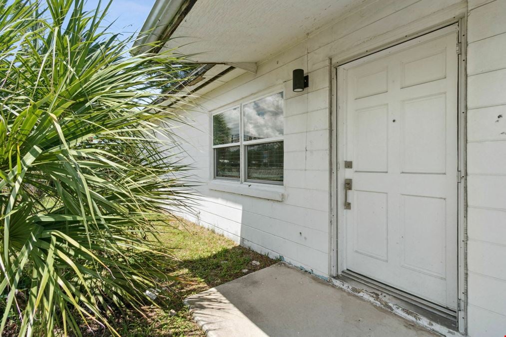 7957 Blanding Blvd, Jacksonville, Fl 32244