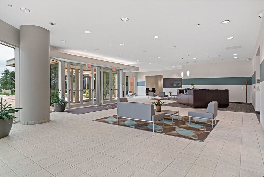 4300 Centreway Place (R031)