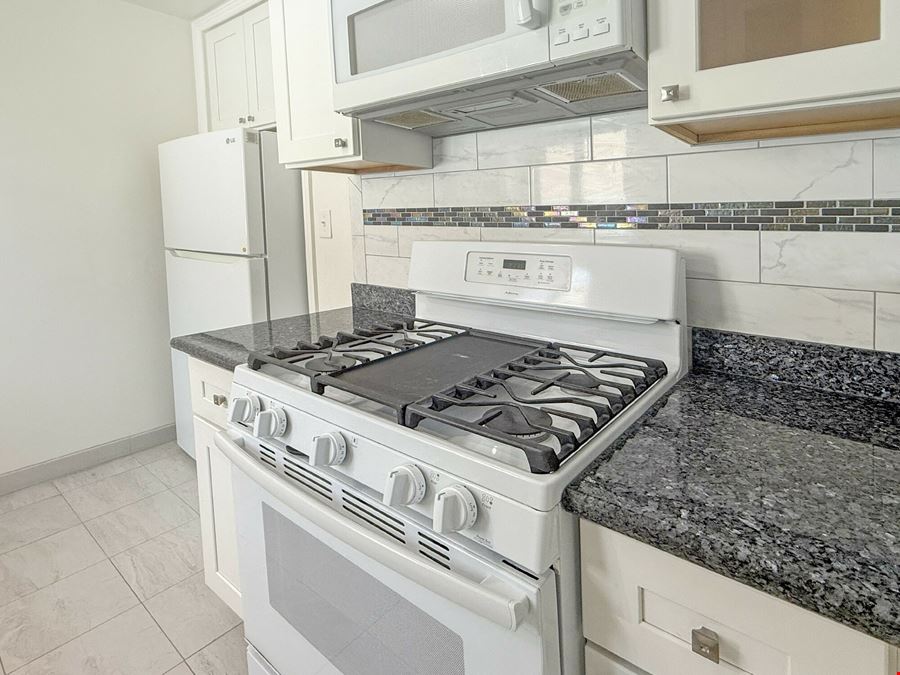 1919 Curtis Street in Berkeley, CA 94702