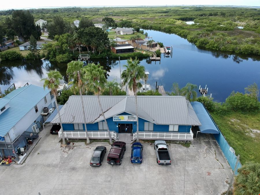 Office property in Tampa, FL