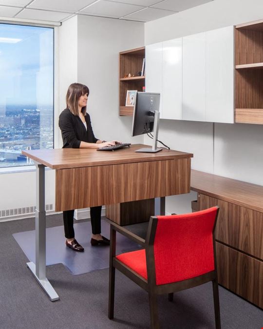33 S 6th Street Sublease
