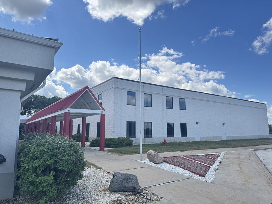 27681 Cummings Rd (Office Building)
