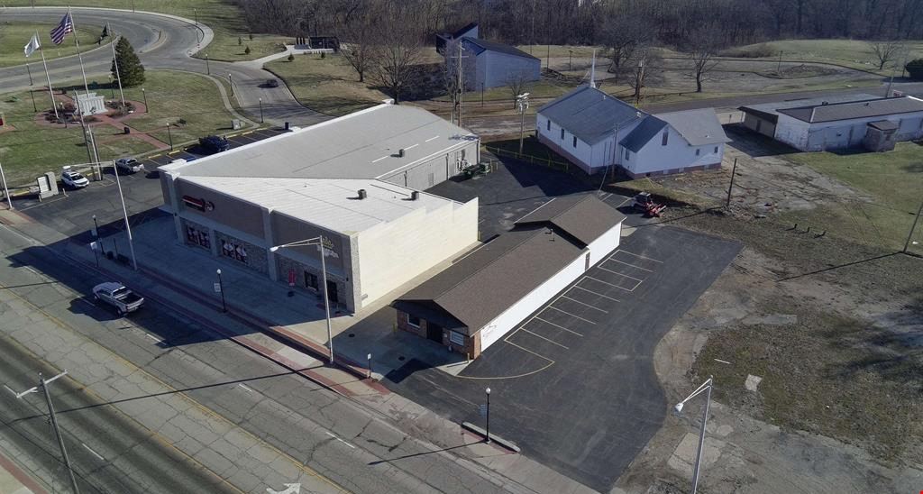 206 N Main St