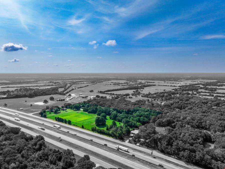 18.38 Acres for Sale in Campbell, TX