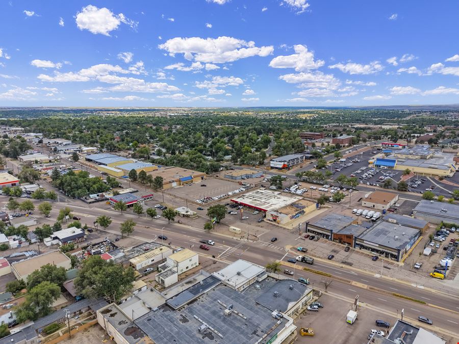 2339 E Platte Pl
