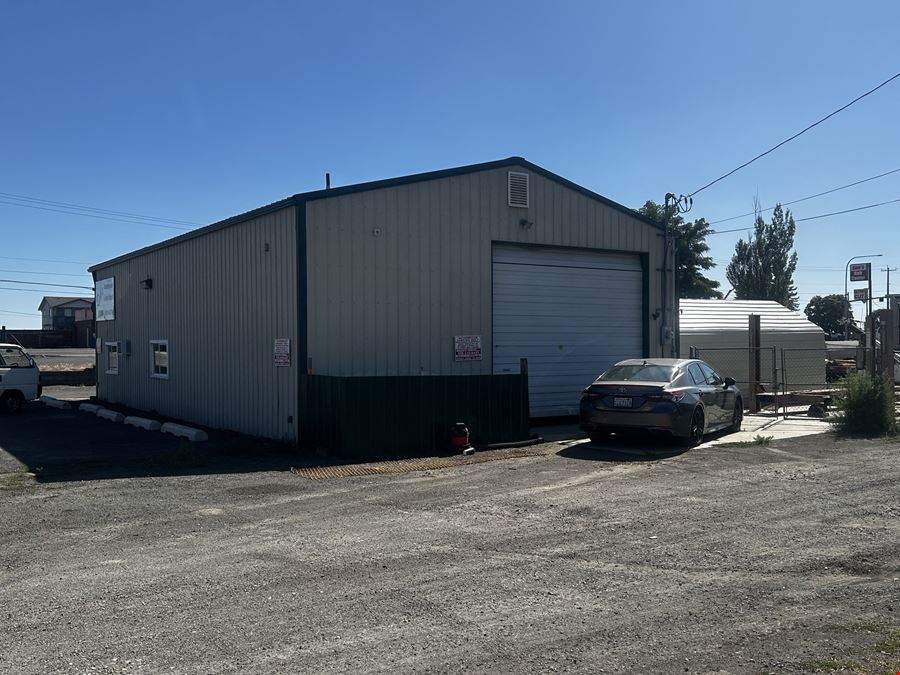 13216 W Sunset Hwy