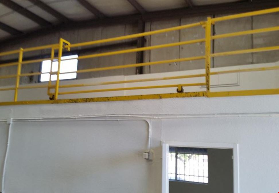 Single Tenant Manufacturing/Warehouse Property