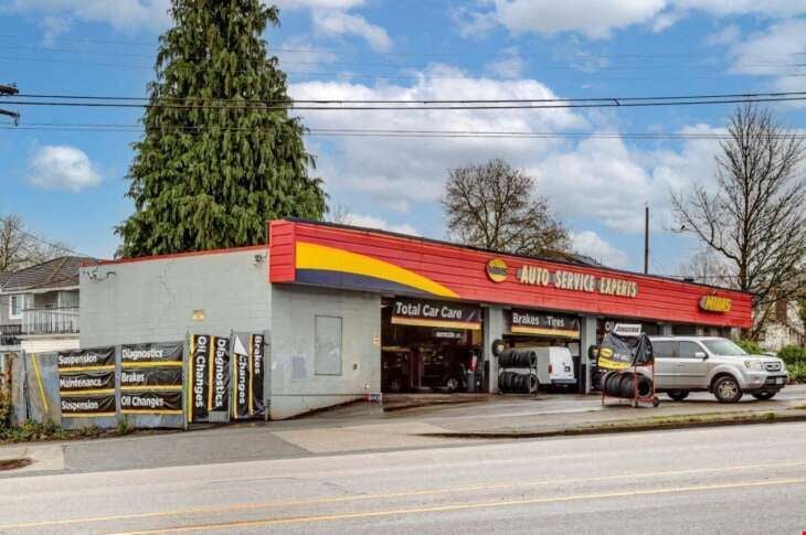 1875 Kingsway & 4319 Beatrice Street