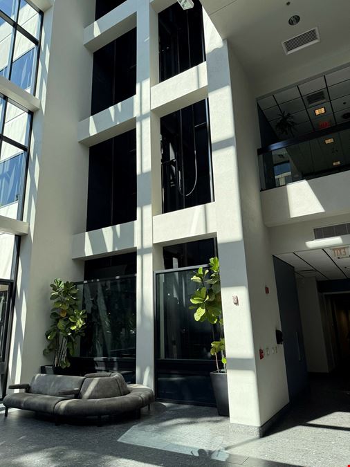 100 Willow Plaza, Ste 405