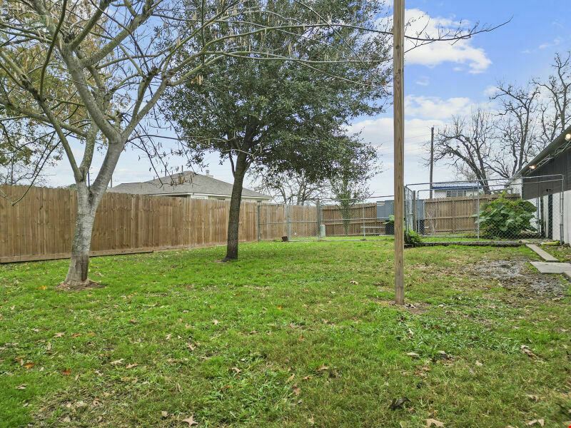 Prime Commercial Site | High Visibility | Existing Infrastructure in Place