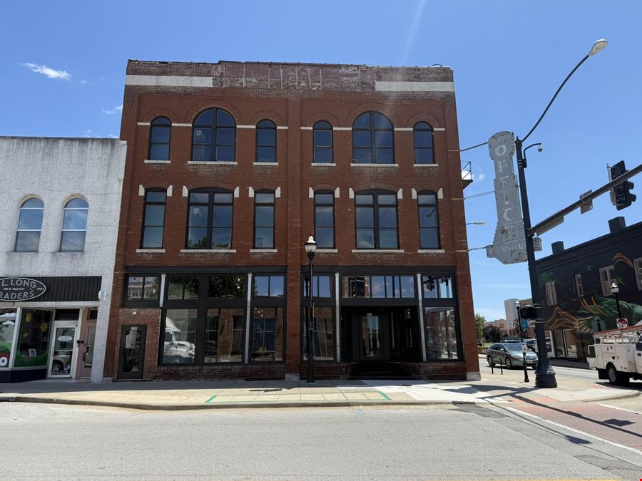RETAIL/OFFICE SPACE FOR LEASE IN DOWNTOWN SPRINGFIELD