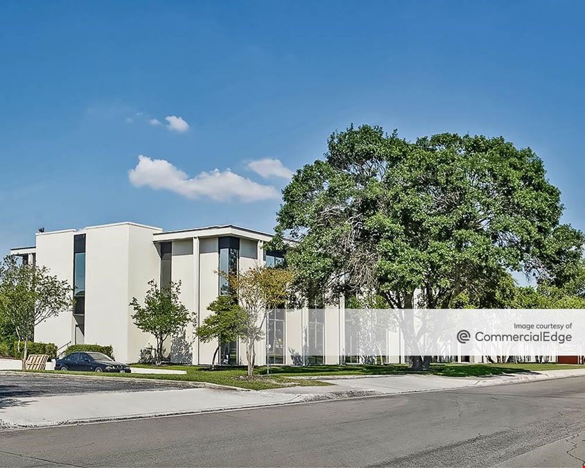 Brass Professional Center - Goliad, San Jacinto & Beaumont Building