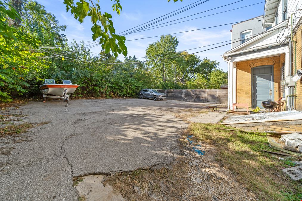 3826 Warwick