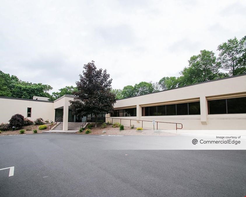 984 Southford Road