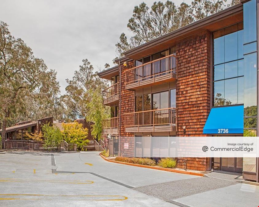 Oak Hill West Office Park