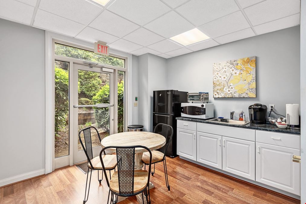2 Walden Ridge Drive, Suite 115