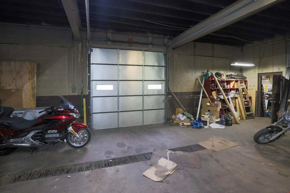  HondaTown Retail & Industrial-Flex Building