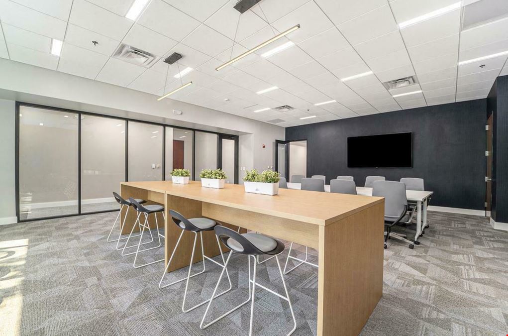 Oxford Pointe Office Center