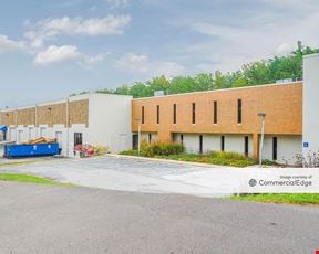 Parkway 100 Distribution Center