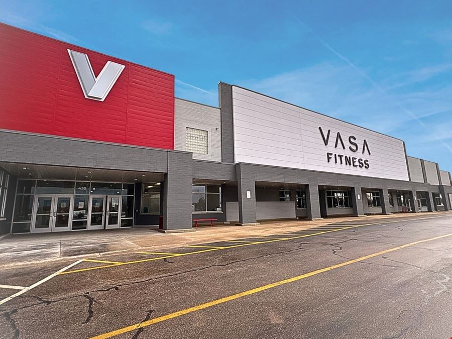 Retail Space at Vasa Fitness Anchored Center