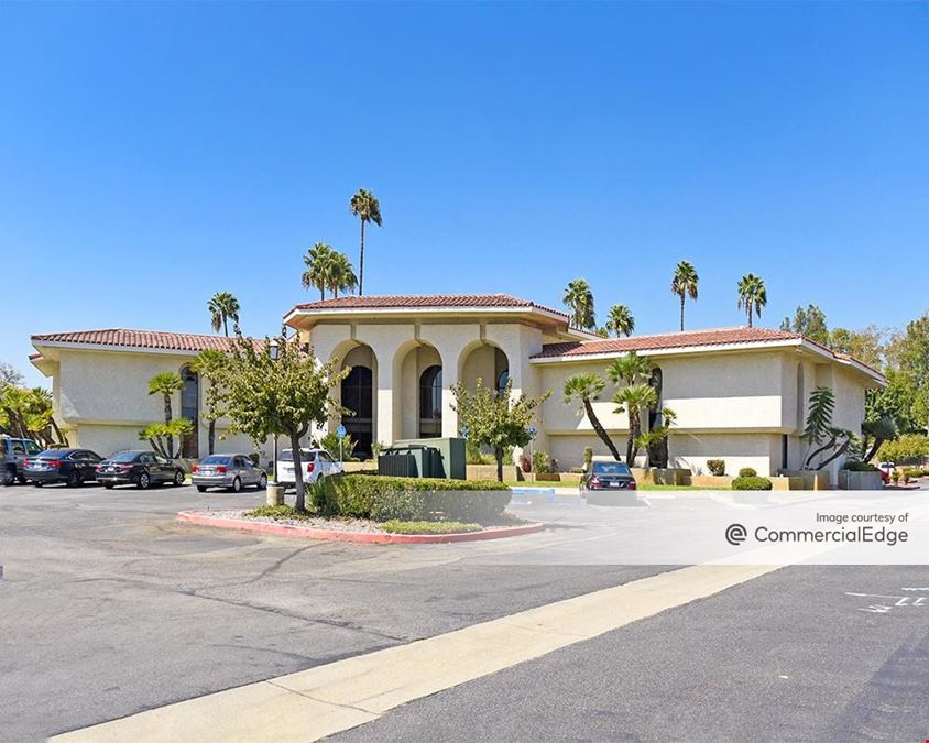 San Dimas Medical Plaza