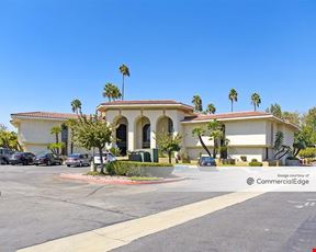 San Dimas Medical Plaza