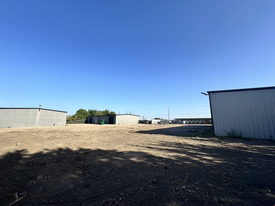 IOS Site: 8,400 SF + 2 AC Yard