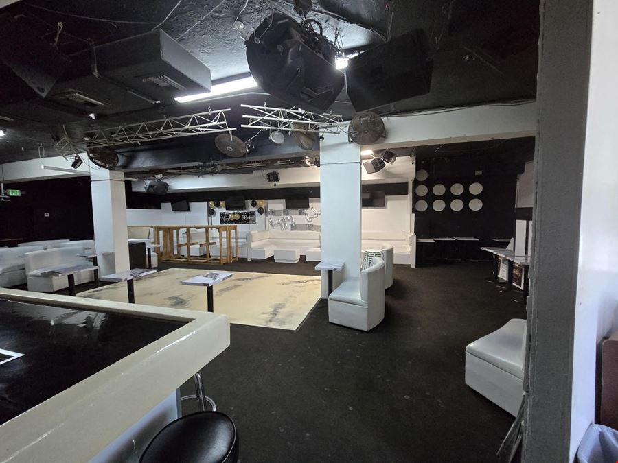 Bar/Retail Opportunity Calle Ocho Lit Havana