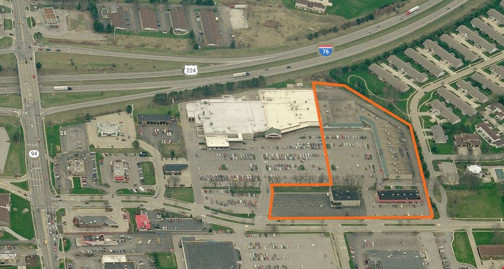 Great Oaks Shopping Center Lease