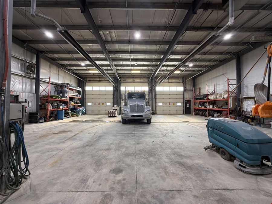 8164 Edgar Industrial Close