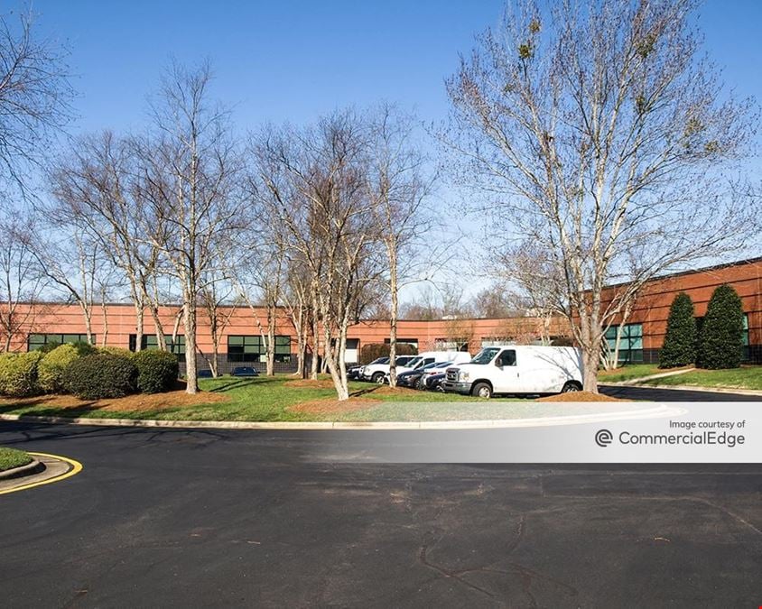 Aerial Center Executive Park - 2000 Aerial Center Pkwy