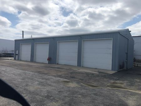 Preview of Industrial space for Rent at 534 Middle Ave