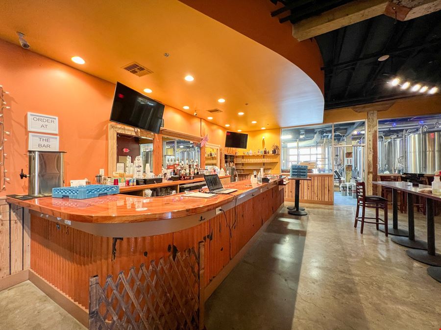 Two-Story Leased Retail in the Bywater