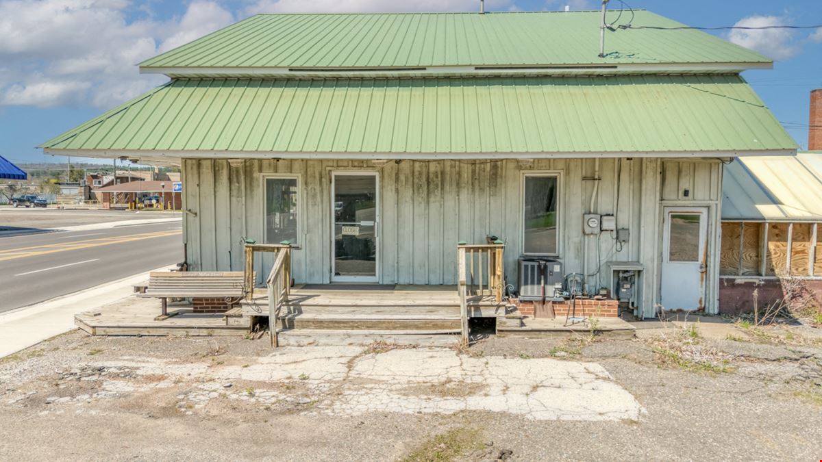 223 S Carpenter Ave