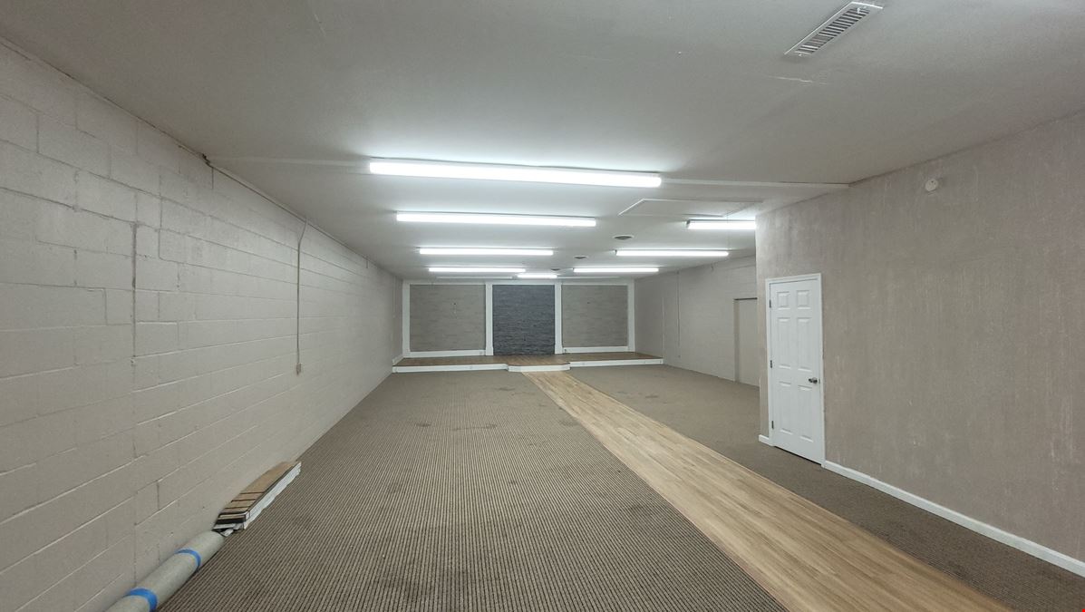 Prime Retail-Service Space Space for Church Use