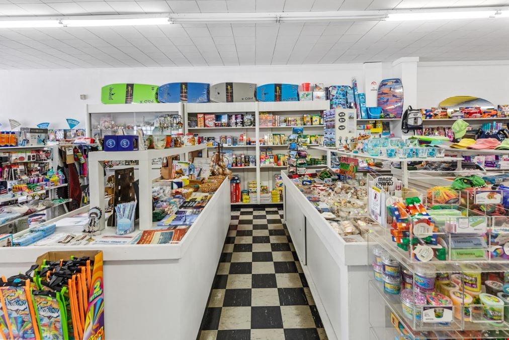 809 & 813 Montauk Hwy