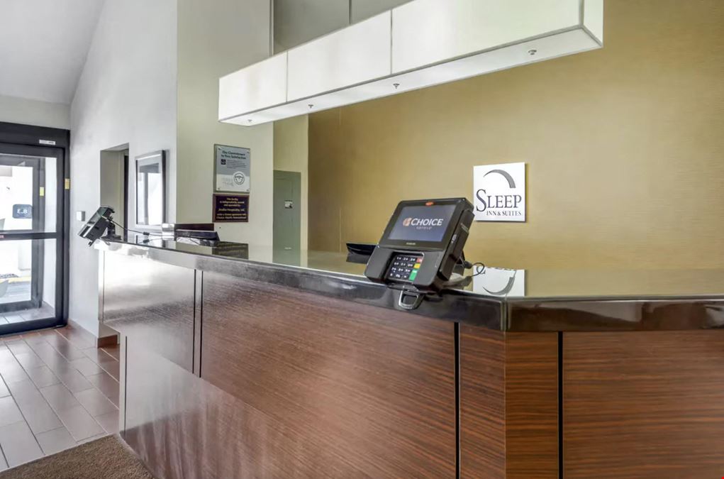 2525 Abbott Dr (Sleep Inn by Choice Hotels Omaha Airport)
