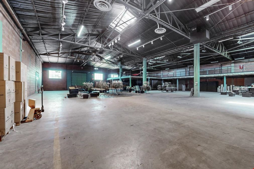 TWO SUITE WAREHOUSE WITH MEGA ELECTRICITY