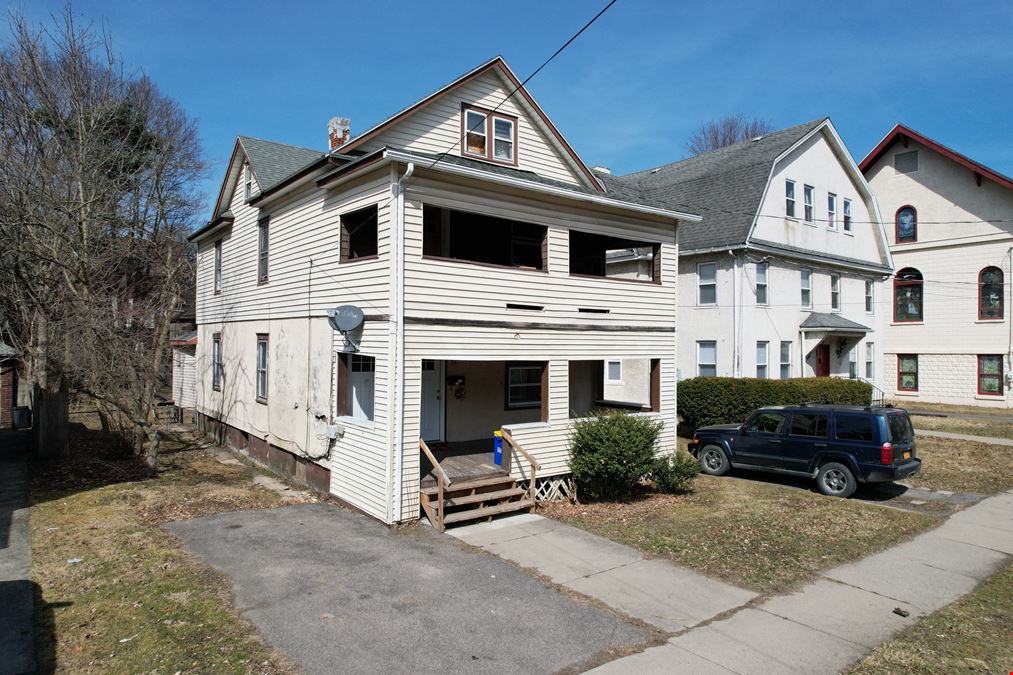 1 King Ave
