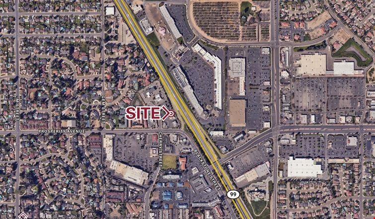 Preview of Retail space for Rent at 1394 North Cherry Street