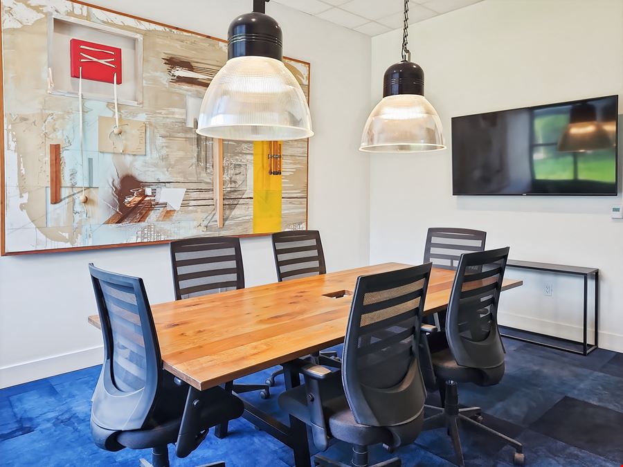 Regus - Jacksonville - Dennis St