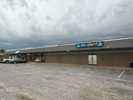 Preview of Retail space for Rent at 3675 S Mendenhall Rd