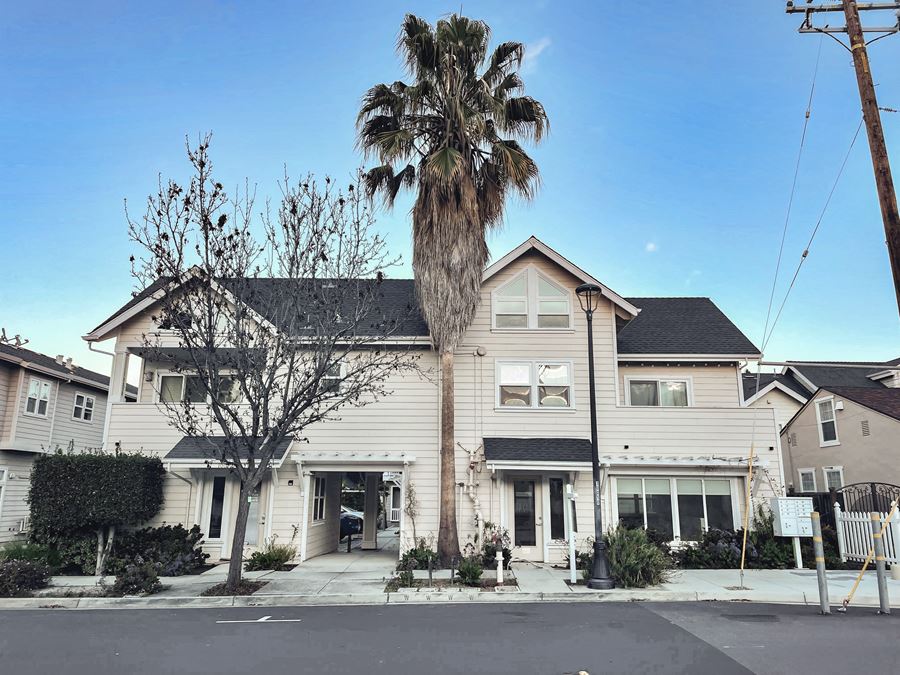 10056 Orange Ave