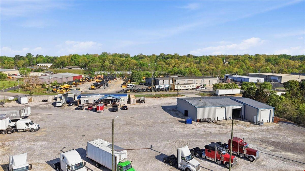 2816 John Deere Dr